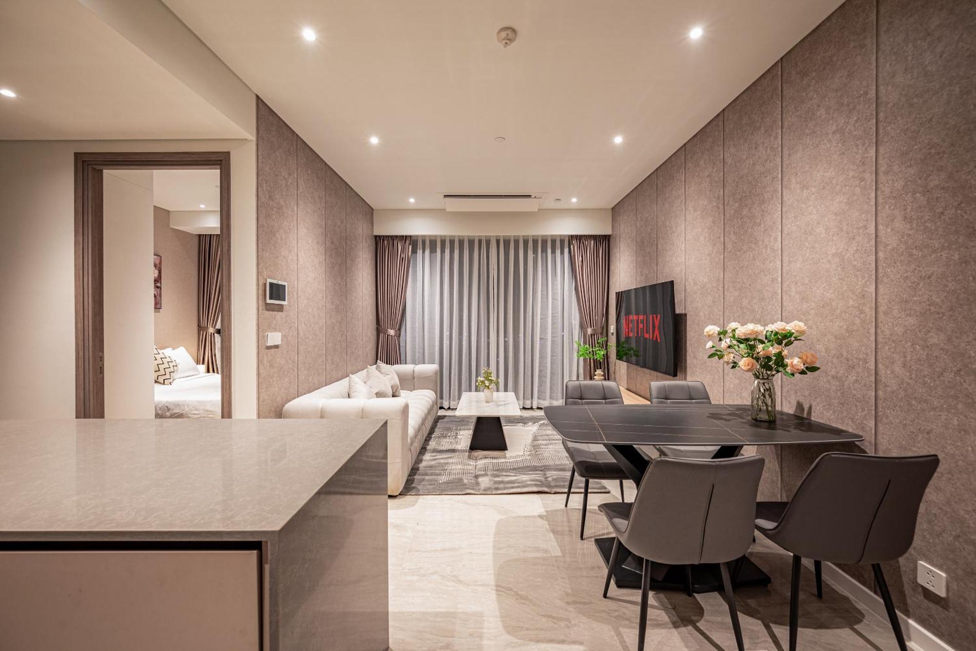 Apartment Saigon The Metropole - Residences Complex - By Svillage 