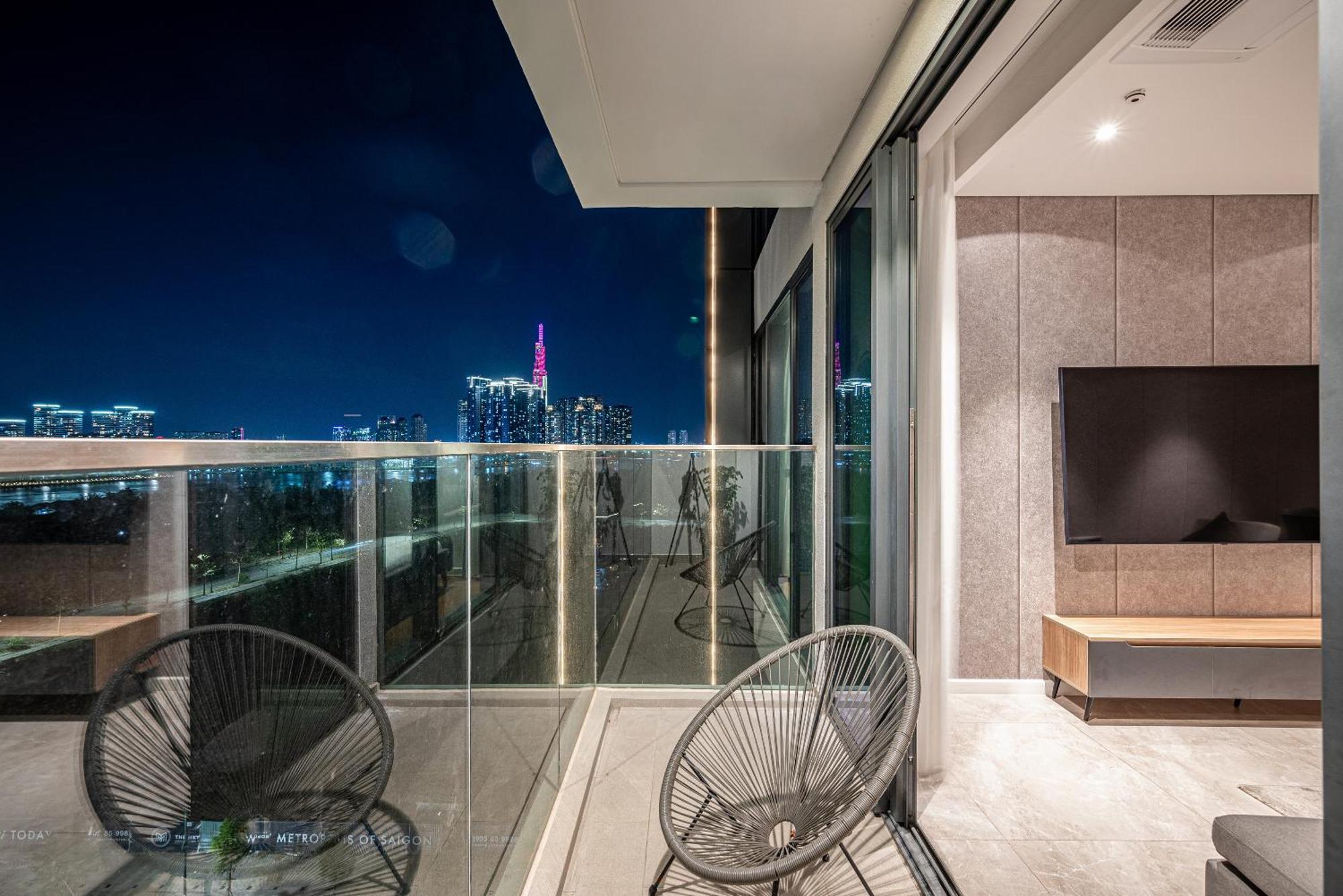 Apartment Saigon The Metropole - Residences Complex - By Svillage 