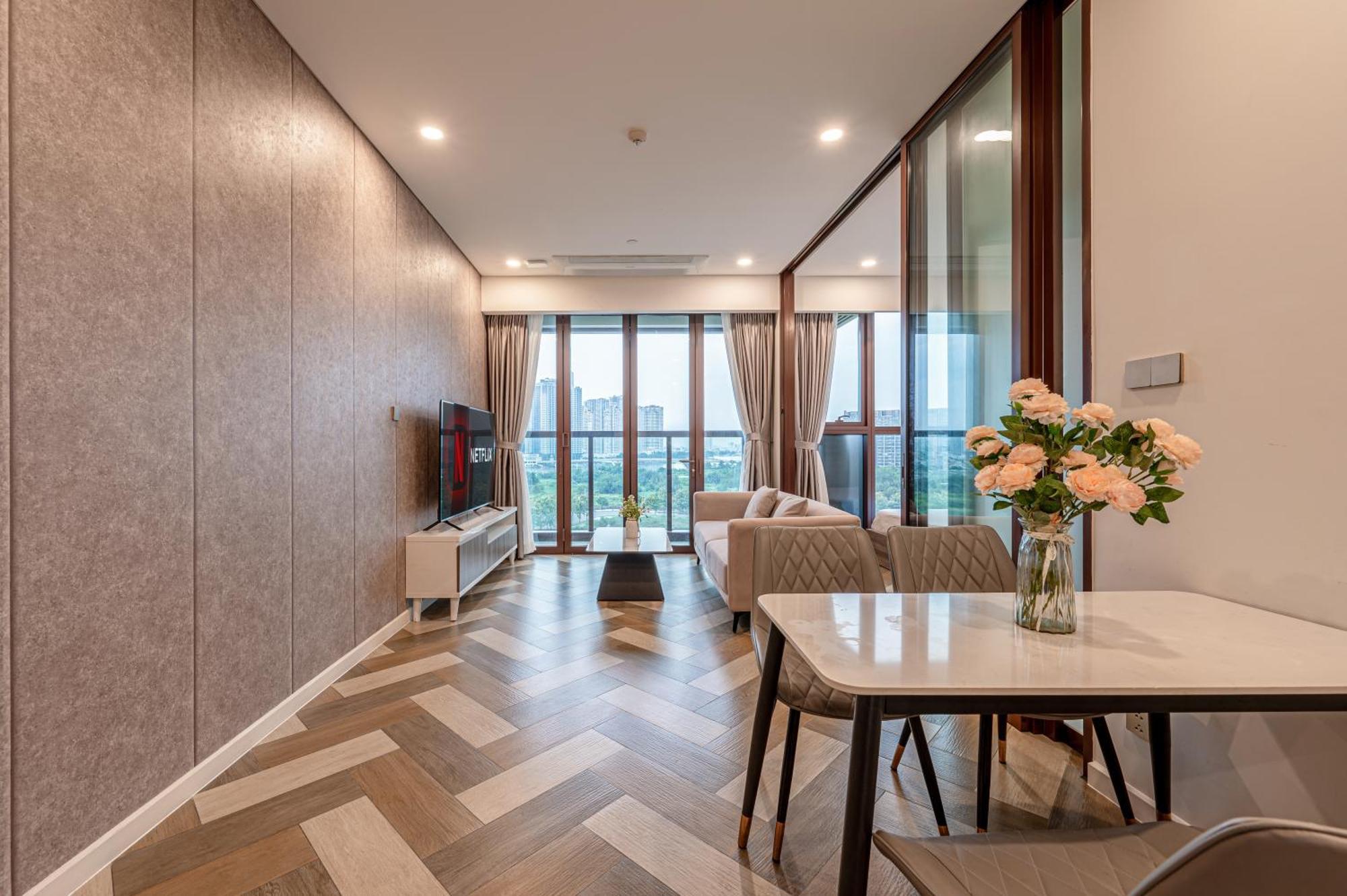 Apartment Saigon The Metropole - Residences Complex - By Svillage 